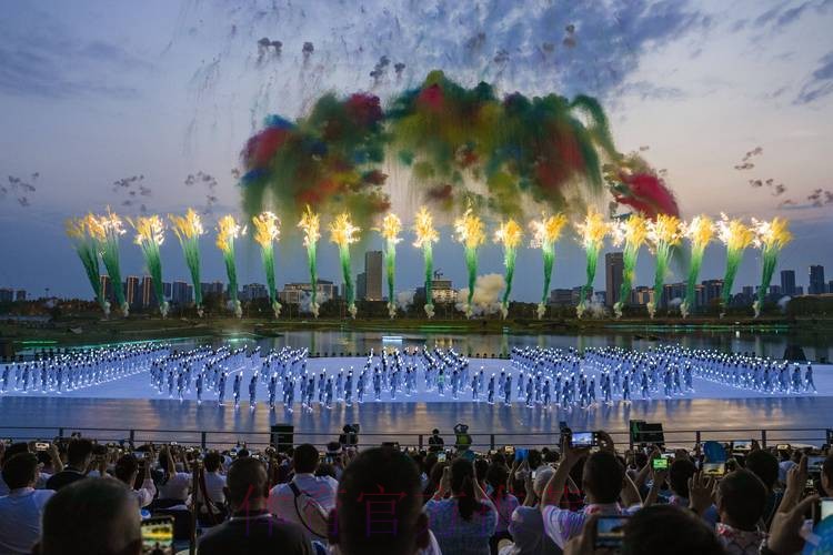 成都世运会展现多元魅力 成都世运会展现多元魅力